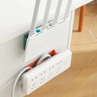 K Kudos Seamless Power Strip Holder