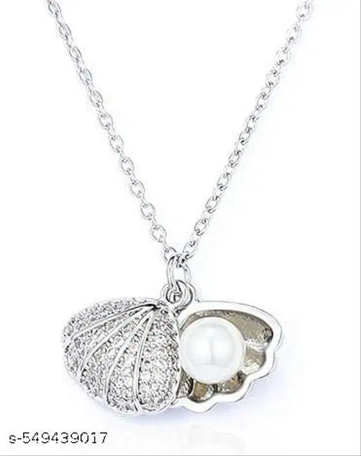 Sea Shell Necklace with a pearl