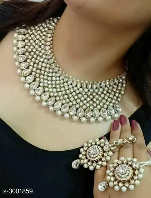 Elegent Women's Jewellery Set