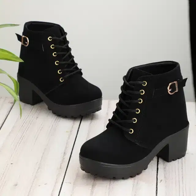 Boots for Women (Black, 6)