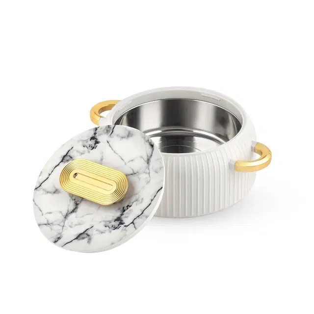 Cello Castella, 1500 ml, White | Insulated Casserole | Keeps Food Hot & Fresh | Sturdy Locking Lid