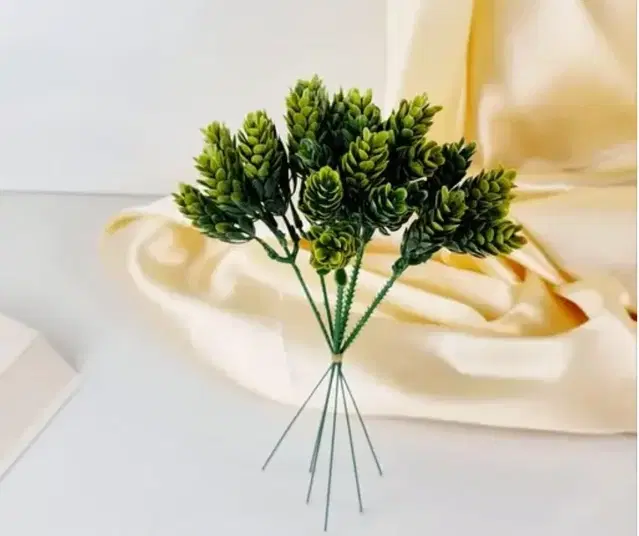 Green Gallery Artifical Corn Grass Filler 15x32cm Pack of 2