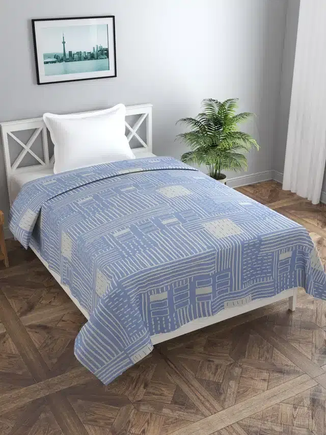 Printed Duvet Cover with Zipper, Blue, 60x90 Inches