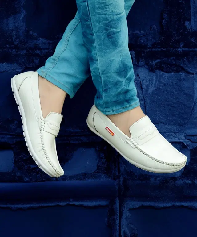 velvet loafer shoes for men (White, 6)