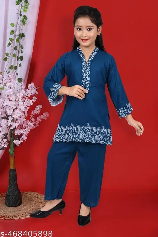 Kurta Pyjama Dupatta Set for Girls (Blue, 8-9 Years)
