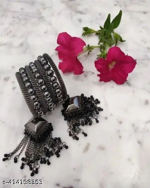 Twinkling Chic Bracelet & Bangles