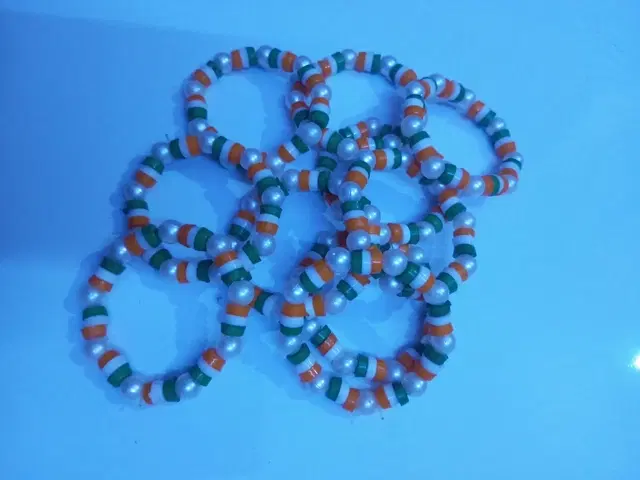 Beads Stracheble Wrist Band for Kids, Multicolor, Pack of 10