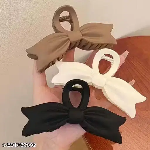 Everyday Hair Pins for Women (Black, 3 Pcs)