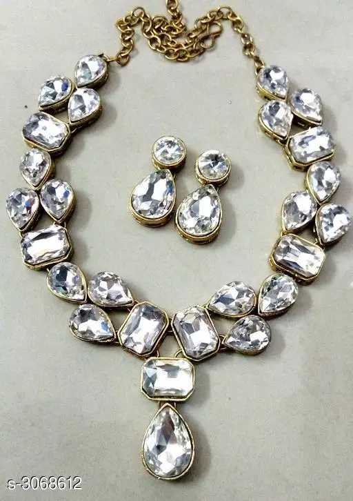 Women'S Alloy Gold Plated Jewellery Set, White