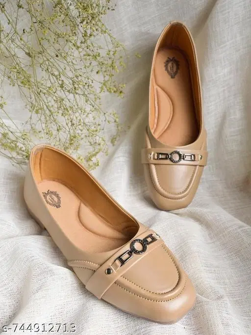 Shoetopia Beige Ballerinas (Size 7.0)