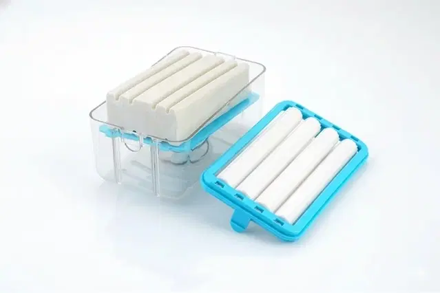 2-in-1 Soap Roller Dispenser, Dish With Drain Holes (Pack of 1) Assorted