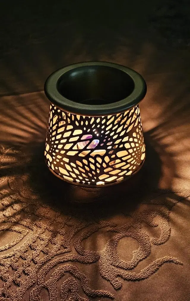 Metal Decorative Electric Moroccan-Style Oil Burner with Oil, 10 ml, Gold, Set of 1