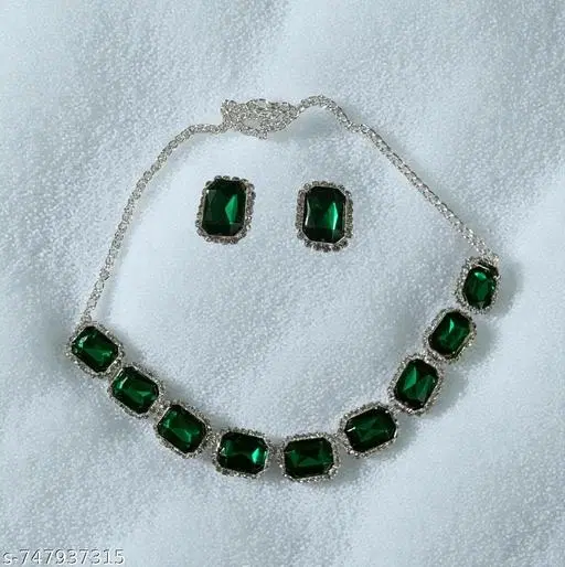 Necklace and Earrings Set for Women (Green, 1)