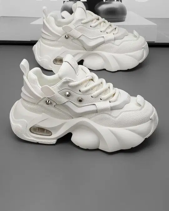 Casual Shoes for Men (White, 6)