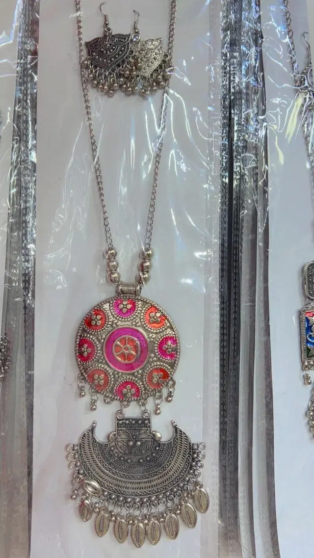 Women's Oxidized Meenakari Jewellery Set with Earrings, Pink (Silver)