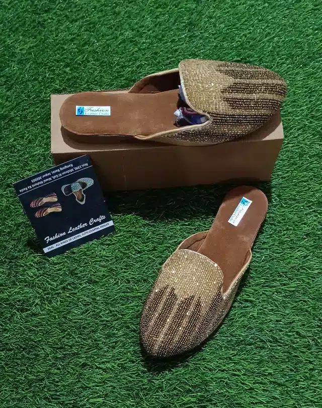 Mojaris for Women (Gold, 9)