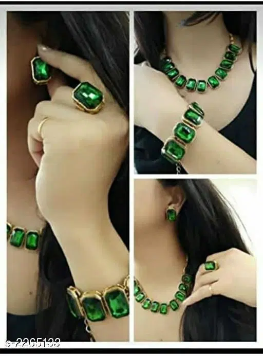 Vintage Alloy Jewellery Set