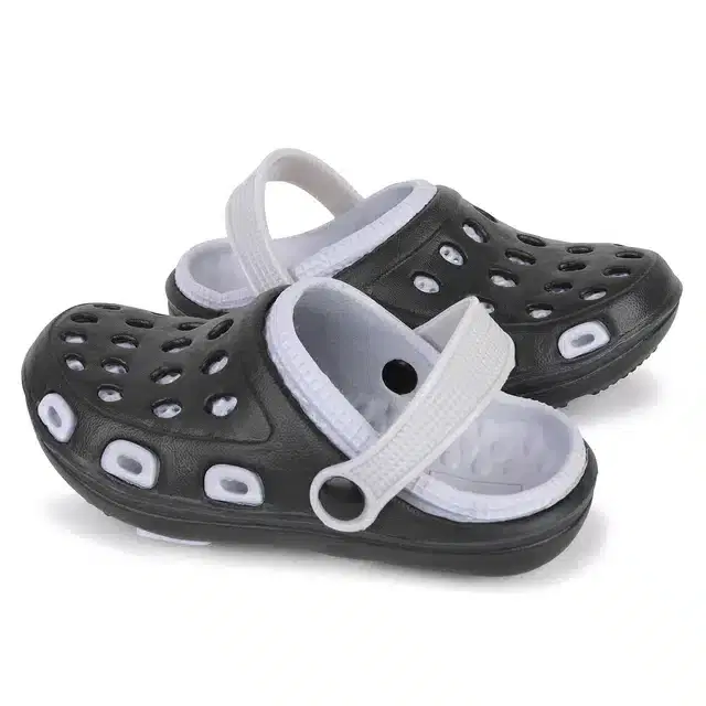 Clogs for Boys (Black, 1)