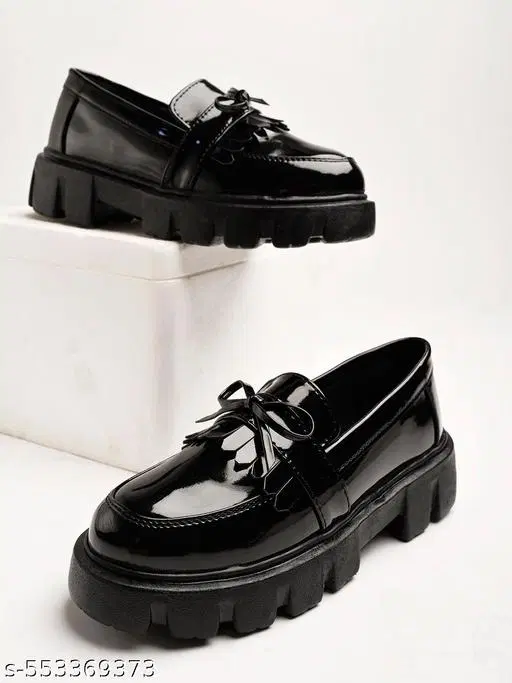 Shoetopia Girls Loafers - Black (11 to 12 Years)