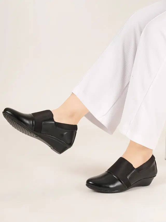 Formal Shoes for Women (Black, 6)