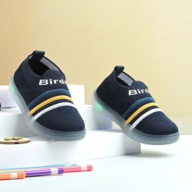 Casual Shoes for Boys, Navy Blue (5C)