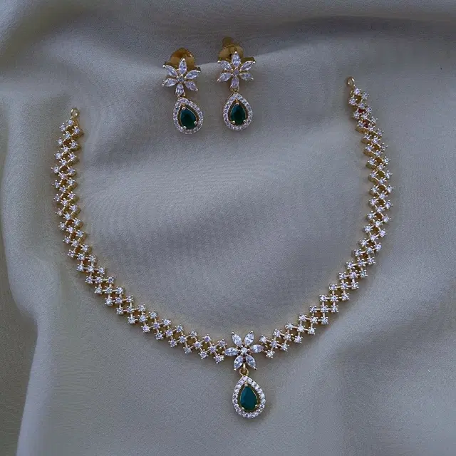 Party Wear Jewellery Set for Women (Gold, Free Size)