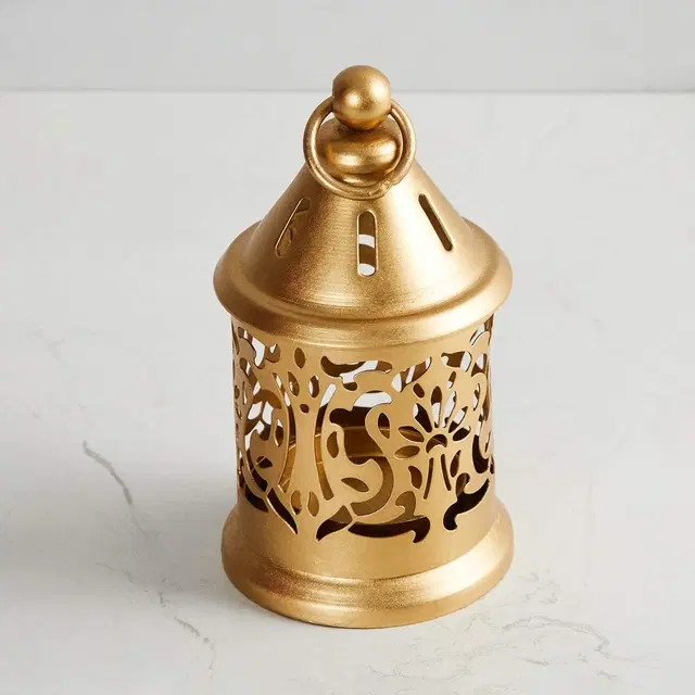 Decorative Hanging Akhand Diya for Pooja, Gold