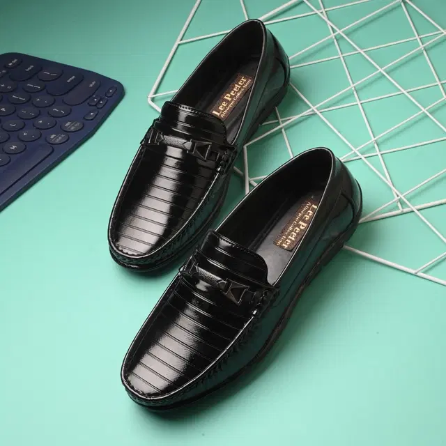 Loafers for Men (Black, 6)