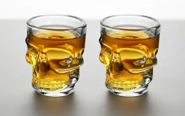 Afast  Premium Skull Design Crystal Scotch Whiskey Glasses 200 ml Imported glass set of 2 Glass Set Whisky Glass, 200 ml, Glass, Clear