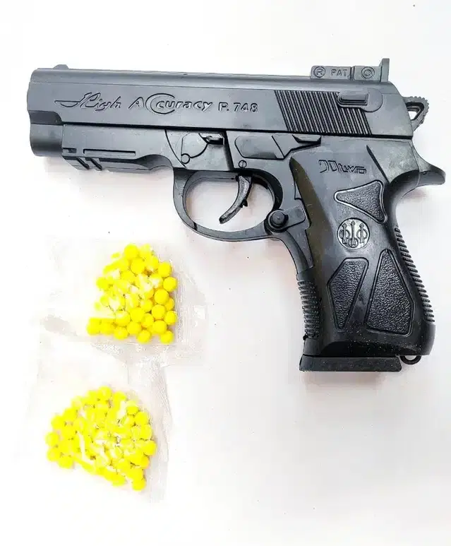 Plastic Gun Toys with 120 Pcs Bullets for Kids, Black & Yellow