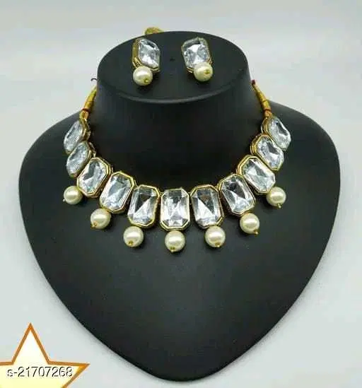 Trendy Women Jewellery Set