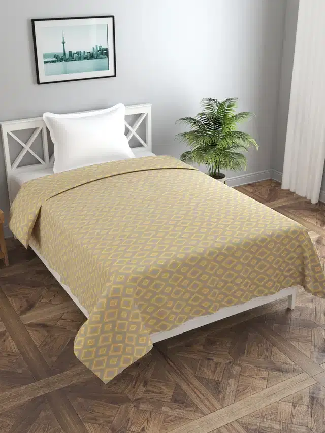 Printed Duvet Cover with Zipper, Yellow, 60x90 Inches