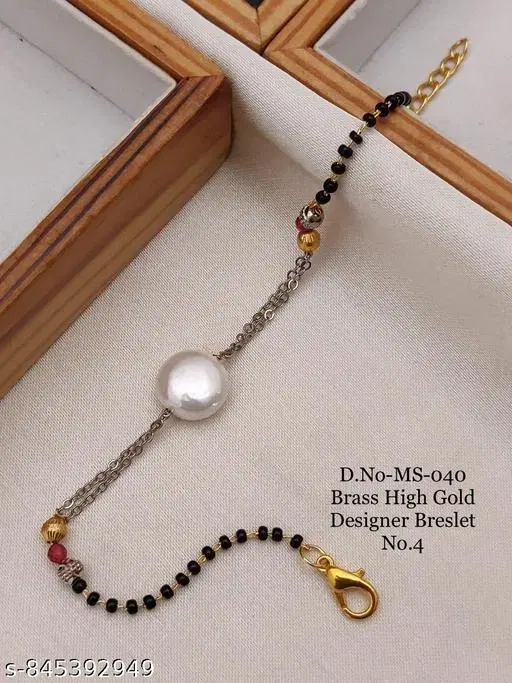 Bracelet for Women (Gold, Free Size)