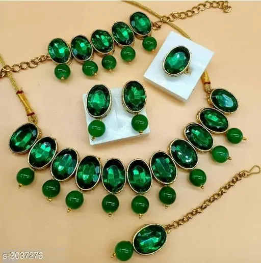 Women's Alloy Gold Plated Jewellery Set