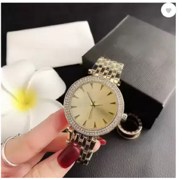 Analog Watch for Women (Gold)