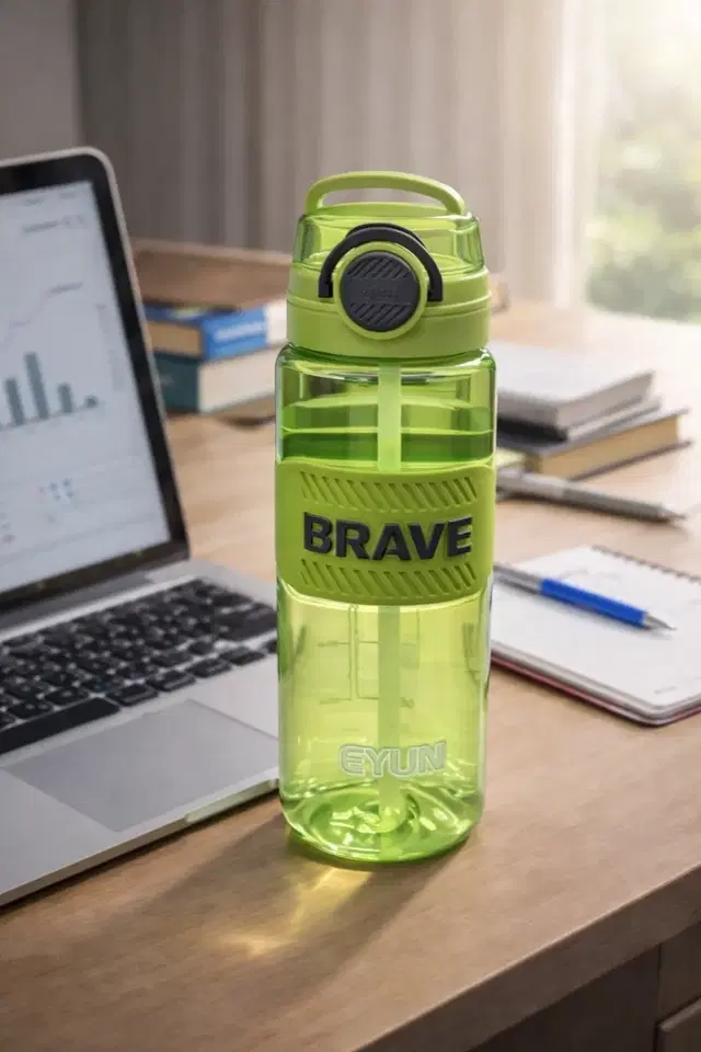Sports Brave Water Bottle Leakproof Design BPA Free Plastic Drinking Sipper Water Bottle 800 ML Green