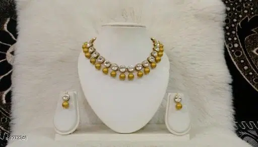 Stylish Women'S Jewellery Set, Golden