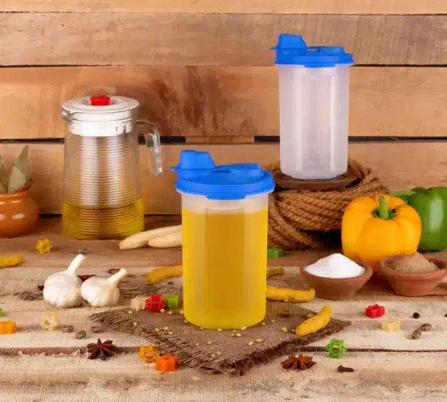 Plastic Oil Dispenser, 600 ml