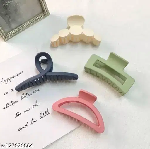 Plastic Hair Clutcher for Women & Girls, Pack of 4 (Multicolor)