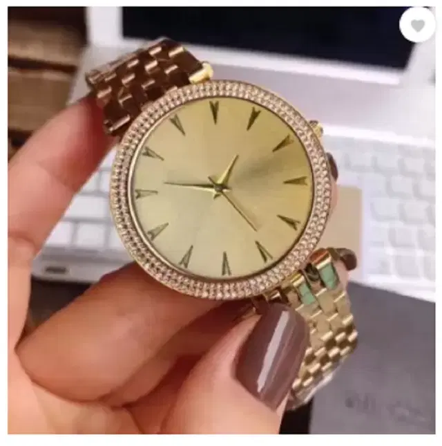 Analog Watch for Women (Gold)