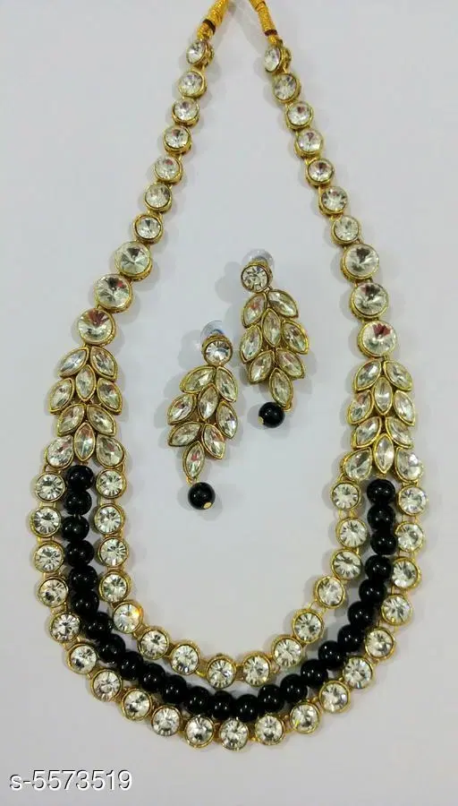 Shimmering Unique Jewellery Set for Women, Black