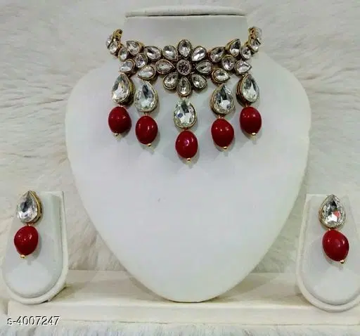 Attractive Women'S Jewellery Set, Maroon
