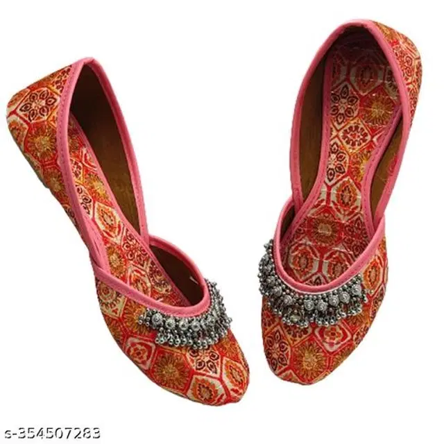 Juttis for Women (Peach, 7)