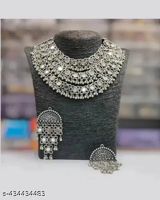 Feminine Graceful Jewellery Sets