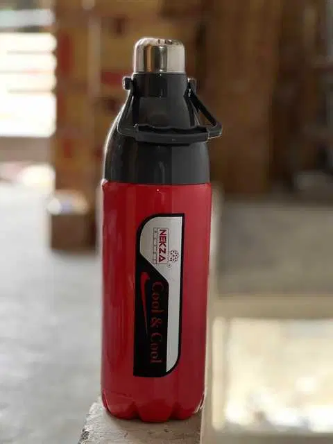 UNICEPT Cool Fresh Double Insulated Wall With Handle Water Bottle, Red, 2000 ml, U-30