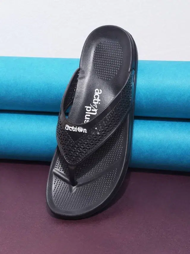 action Casual Flipflops for Women (Black, 5)