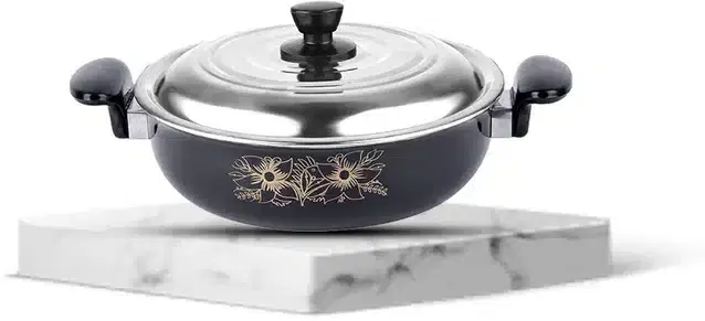 Iron Kadai with Stainless Steel Lid, Black, 3.5 L