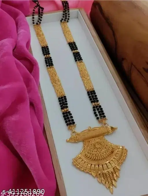 Single Strand Mangalsutra for Women (Gold, Free Size, Short)