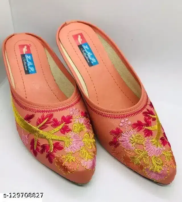 Mojaris for Women (Pink, 5)