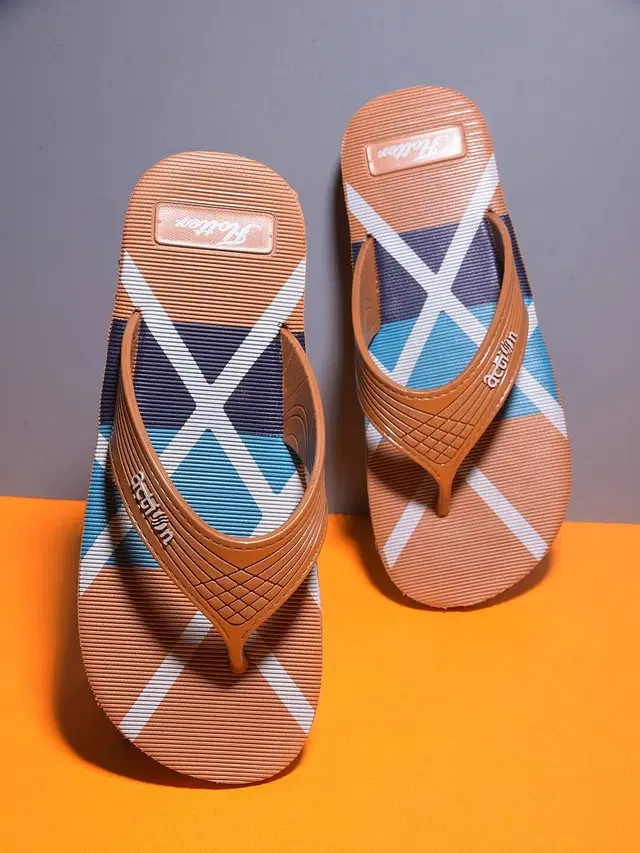 action Casual Flip Flops for Men (Tan, 6)